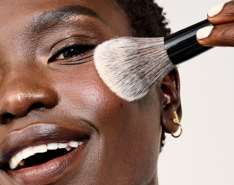How to Make Makeup Last All Day